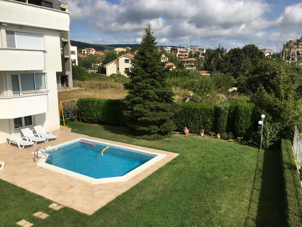Kabakum Apartments Alen Mak Altın Kumlar Dış mekan fotoğraf